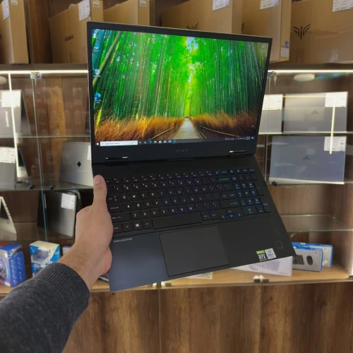 HP OMEN 15 I7 10870H 16GB/512GB