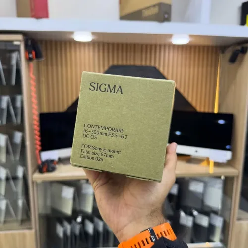 Sigma for sony 16-300mm f/3.5-6.7 neuf jamais utilisé
