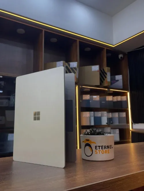 MICROSOFT SURFACE LAPTOP GO