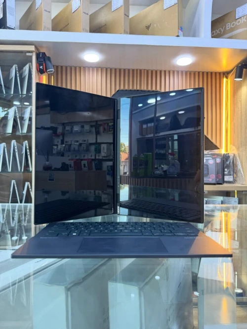 ASUS ZENBOOK DUO