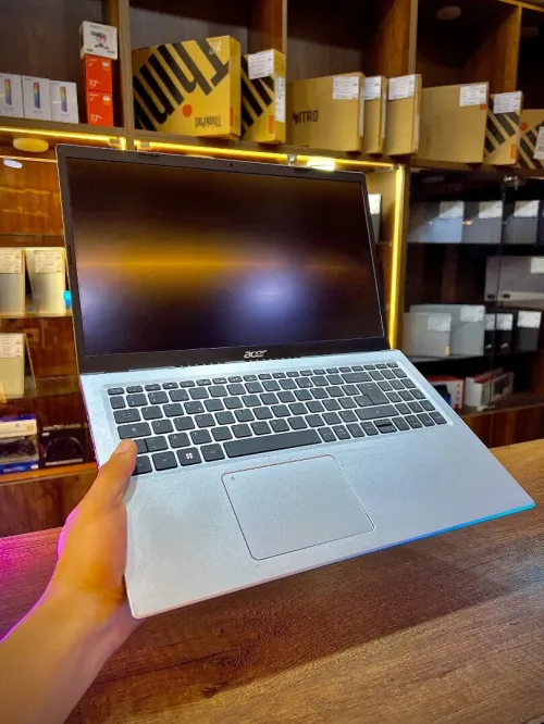 Acer aspire 5 I5-1135 G7 8/256 INTEL IRIS XE 15pouce FHD
