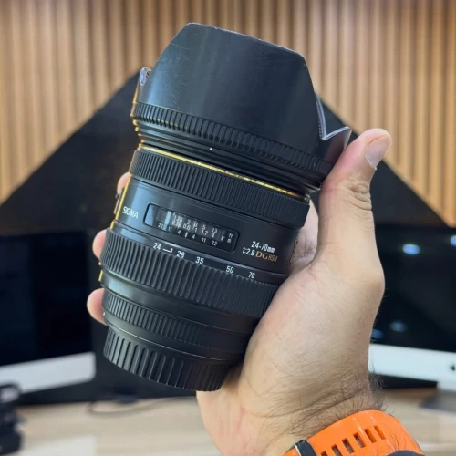 Sigma for canon 24-70mm 2.8 en tres bon etat