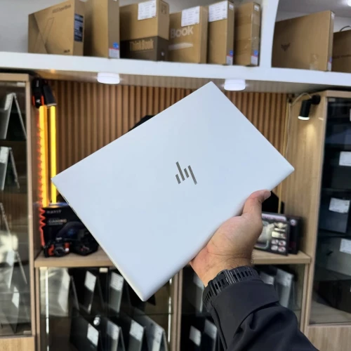 HP ELITEBOOK 835 G8