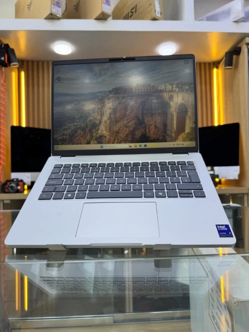 DELL PRO 14 ULTRA 5 235U 16GB/512GB