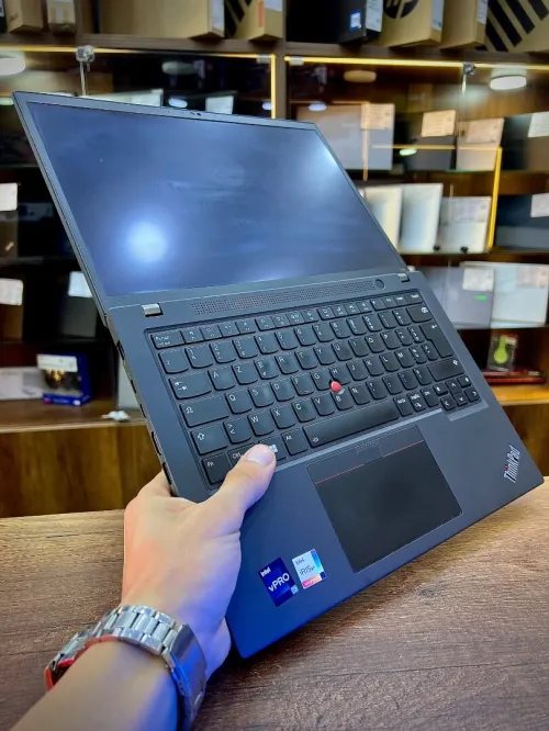 Lenovo thinkpad T14 i7-1270P 32/512 14pouces tactile