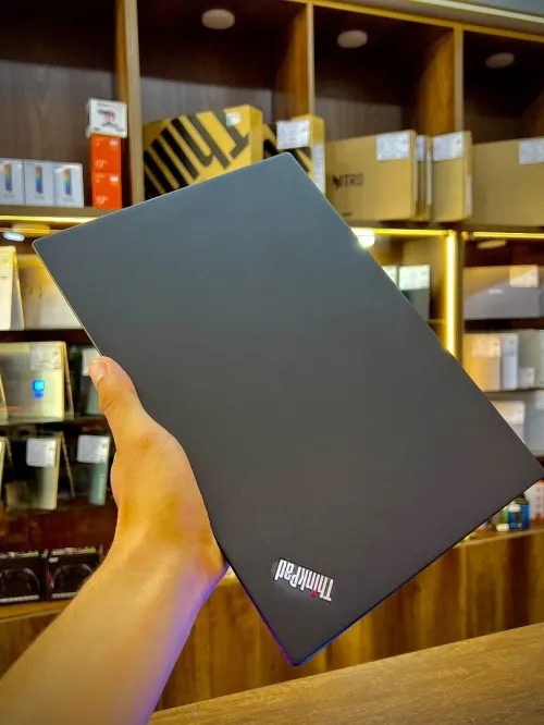 Lenovo thinkpad X13 i5-10210U 8/256 13pouce FHD