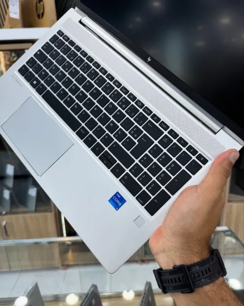HP ELITEBOOK 650 G10 I5 1335U 16GB/512GB 15POUCE FHD 