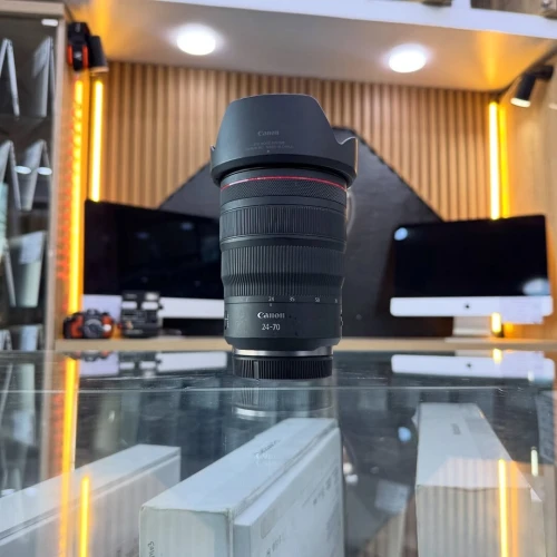 Canon RF 24-70mm f/2.8 en excellent état
