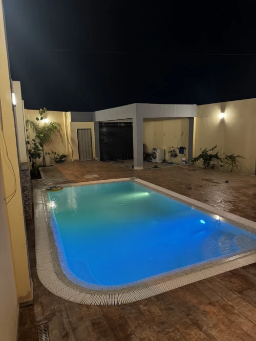 بناء وتجديد المسابح