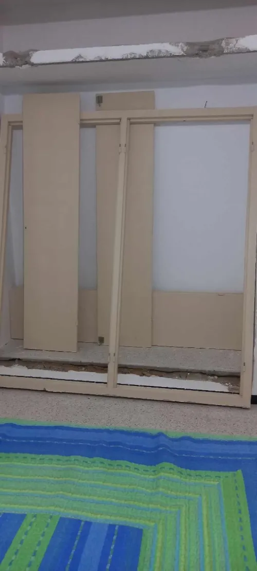 Porte placard 