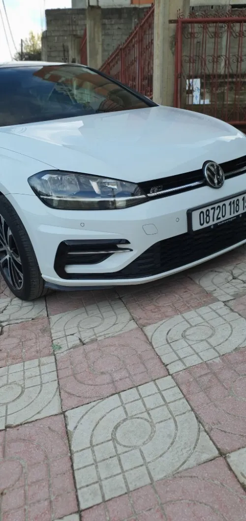Volkswagen Golf 7 2018 R-Line