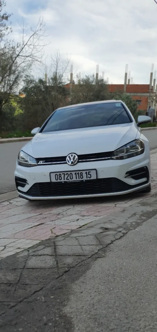 Volkswagen Golf 7 2018 R-Line