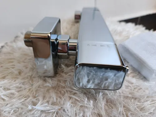 Robinet mélangeur de douche