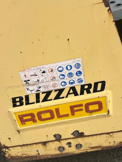Porte des véhicules remorque de voiture Rolfo 