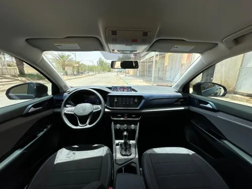 Volkswagen TAOS 2022 Se black