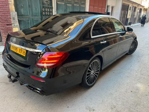 Mercedes Classe E 2017 AVANTGARDE Pack AMG