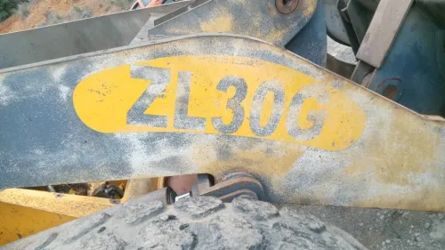 XCMG ZL 30 G 6 CYLINDRE ZL 30 G 2010