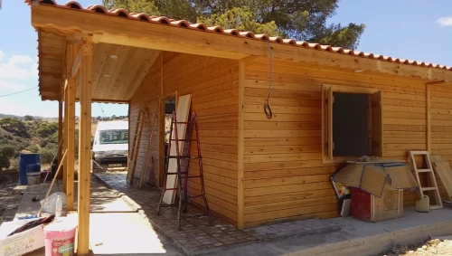 Construction des chalets et bungalow et Kiosque en bois 