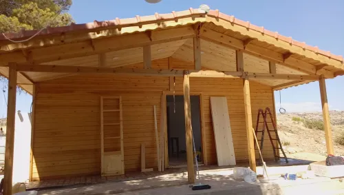 Construction des chalets et bungalow et Kiosque en bois 
