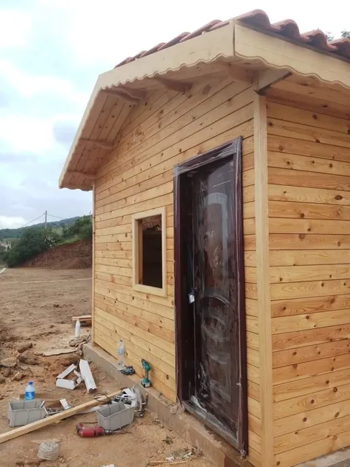 Construction des chalets et bungalow et Kiosque en bois 