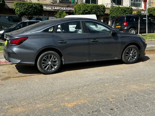 MG MG5 2026 