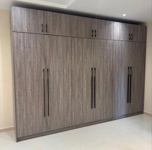 Dressing armoire placard sur mesure moderne