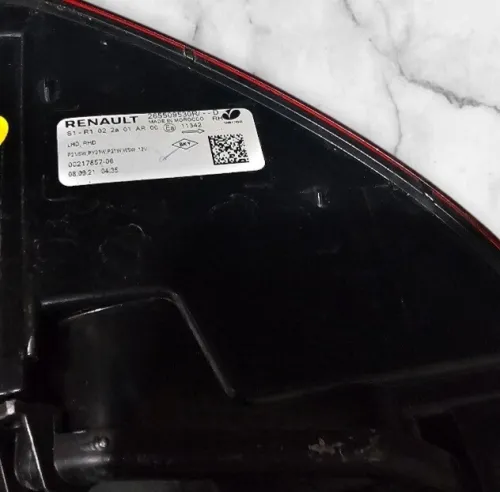 Feu ar cd/cg Dacia sendero 2021 et plus