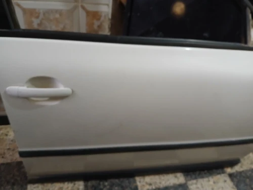 Porte passat b5.5 année 2002