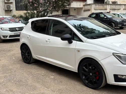 Seat Ibiza 2013 Fully +Toit ouvrant