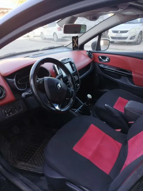 Renault Clio 4 2013 Limited plus +
