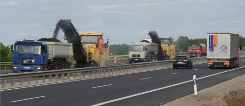 BOMAG  بوماج FRAISEUSE A FROID 2 METRES آلة الطحن البارد 2025