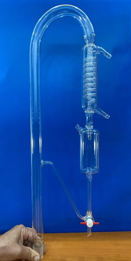 Clevenger- Appareil d'extraction des huiles essentielles