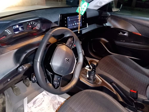 Peugeot 208 2023 E-Style