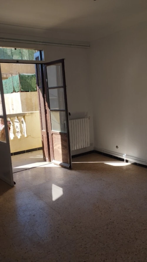 Location Appartement Niveau de villa F4 Alger Draria