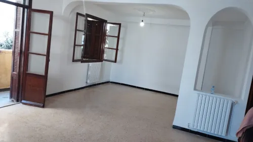 Location Appartement Niveau de villa F4 Alger Draria