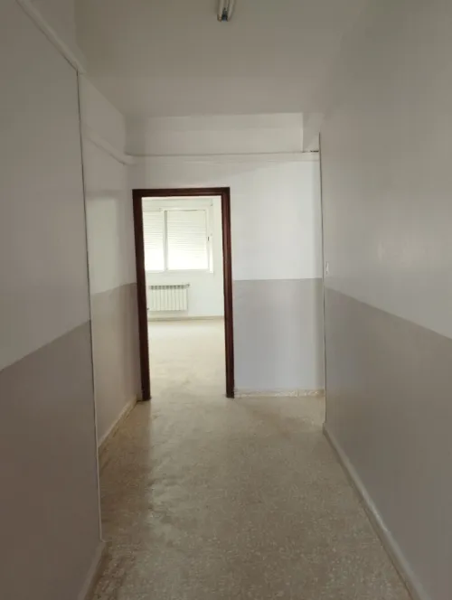 Location Appartement Niveau de villa F8 Alger Draria