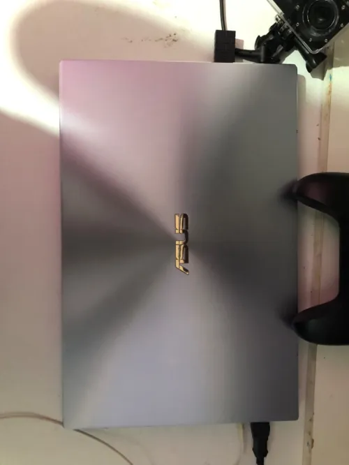 Asus zenbook 14