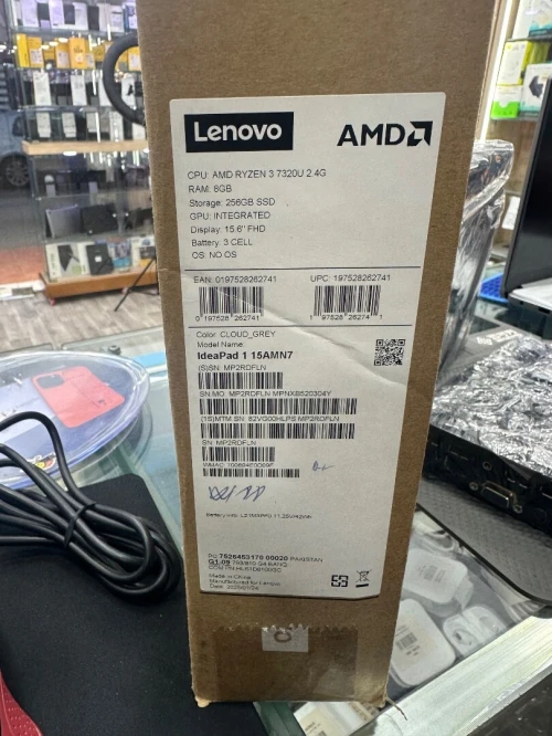 Lenovo ideapad RYZEN 3 7320U