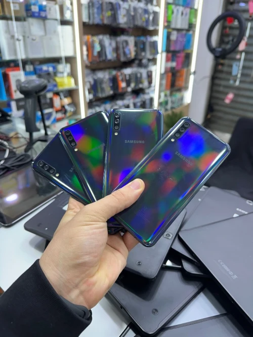 Samsung A50