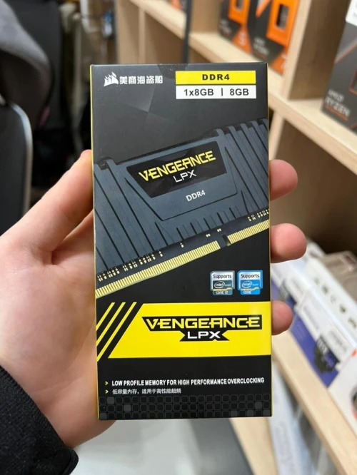 RAM CORSAIR VENGEANCE LPX 8GB 3600MHZ CL18 BLACK ( CONFIGURATION UNIQUEMENT )