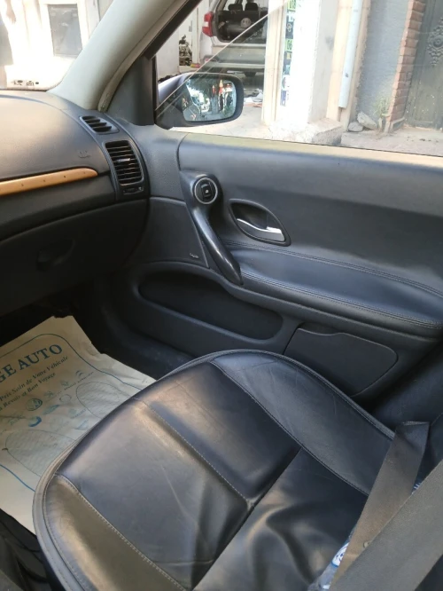 Renault Laguna 2 2002 Initiale paris