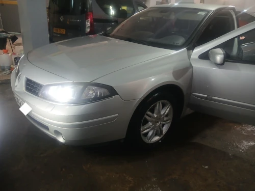 Renault Laguna 2 2002 Initiale paris