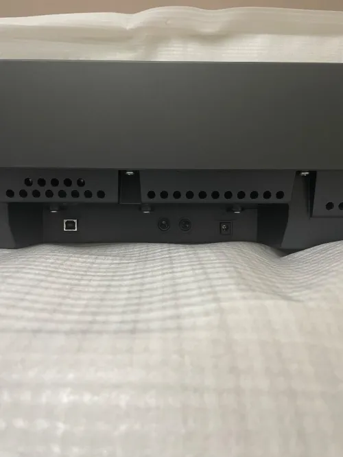 Piano numérique YAMAHA P-45 sous emballage