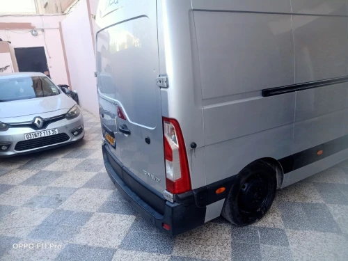 Renault Monster 3 pano 2016