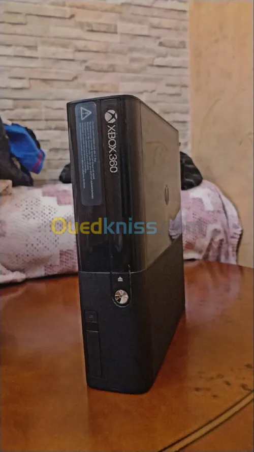 X box 360 super slim 500gb