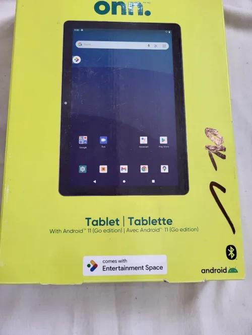 Onn. Walmart 10.1'' (25.7 cm)