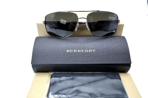 Lunette de soleil Burberry originale