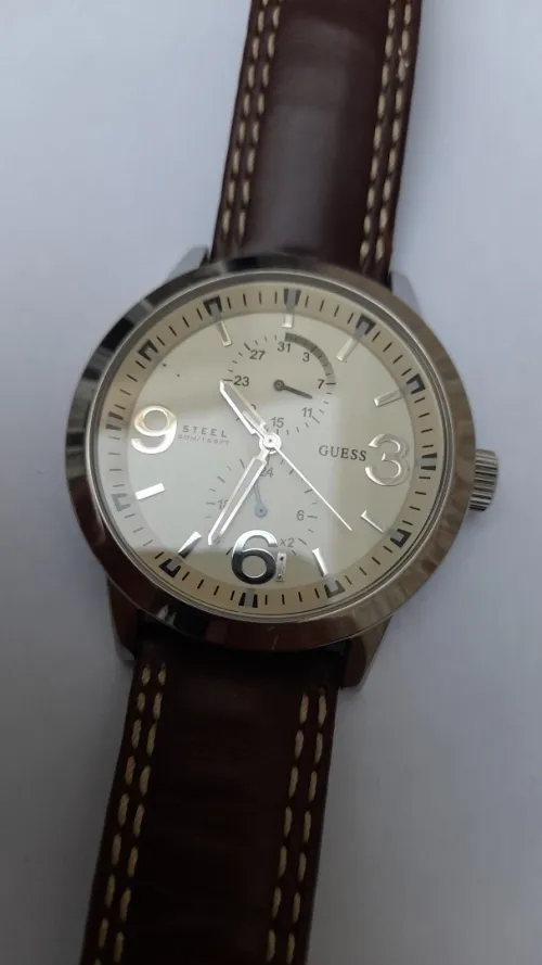 Montre de luxe Guess original a vendre