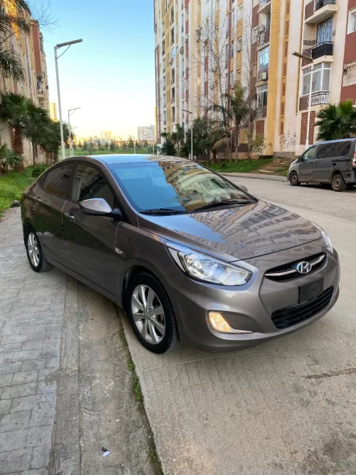 Hyundai Accent RB  4 portes 2018 GL+
