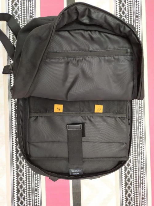 Sac à dos WiWU Pilot pour ordinateur portable 15,6 pouces, idéal pour les voyages, les études et le travail.